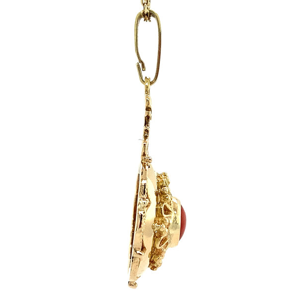 vintage Golden pendant with blood coral 14 kt