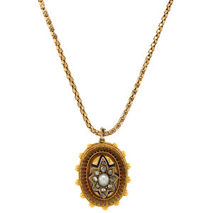 Gold necklace with pearl and diamond pendant 9/18 krt