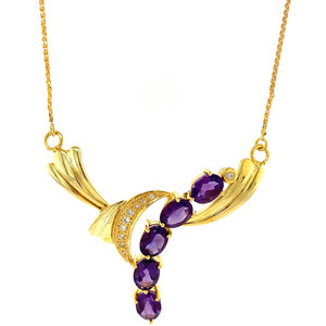Collier met diamant en amethist hanger 12 krt