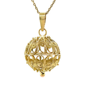 Gold filigree pendant 14 krt