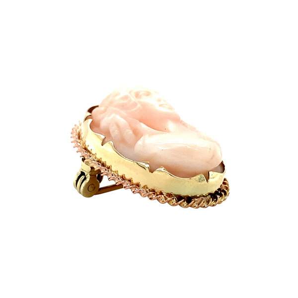 vintage Gold vintage brooch with angel skin coral 14 kt