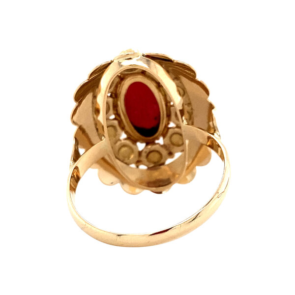 vintage Gouden entourage ring met bloedkoraal 14 krt