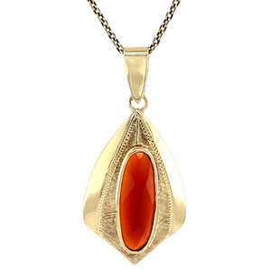 Gold pendant with carnelian 14 kt