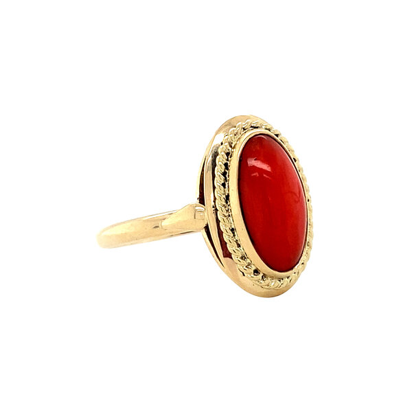 vintage Gouden vintage ring met bloedkoraal 14 krt