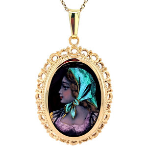 Gold pendant with enamel 14 kt