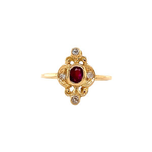 Gold ring with ruby and diamonds 18 krt