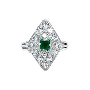 White gold ring with emerald and diamonds 18 krt