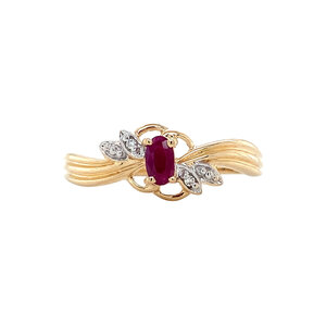 Gold strike ring with ruby and diamond 14 krt