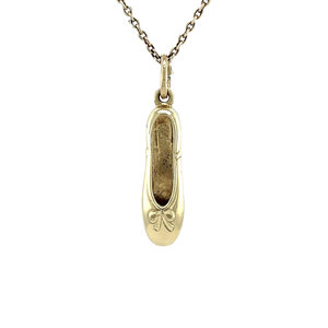 Gold ballet shoe pendant 14 krt