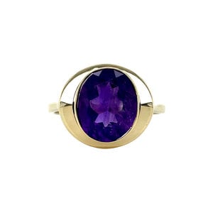 Ring met amethist 8 krt