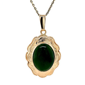 Gold pendant with nephrite jade 14 kt