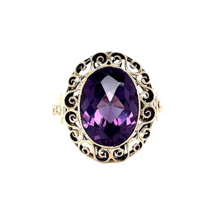 Ring with sapphire 12 carat