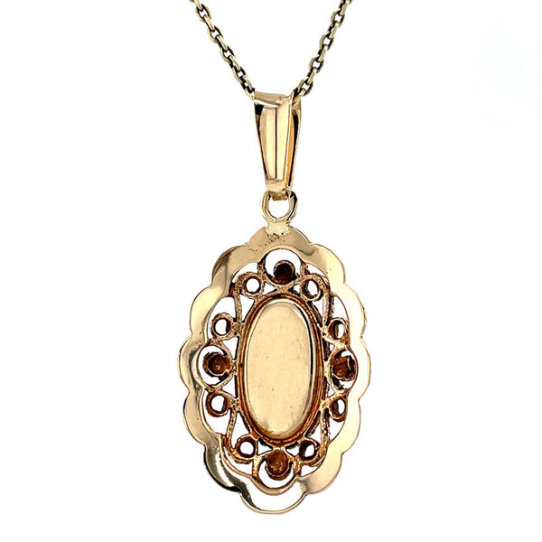 vintage Gold vintage pendant with blood coral 14 kt