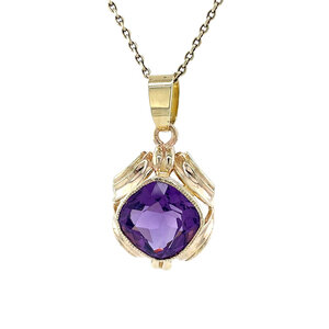 Pendant with amethyst 9 carat