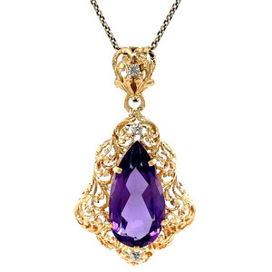 Gold pendant with amethyst 18 kt