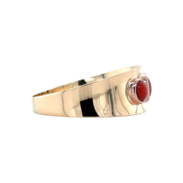 vintage Gouden vintage ring met bloedkoraal 14 krt
