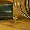 vintage Gouden vintage stoplicht hanger met kleursteen 18 krt
