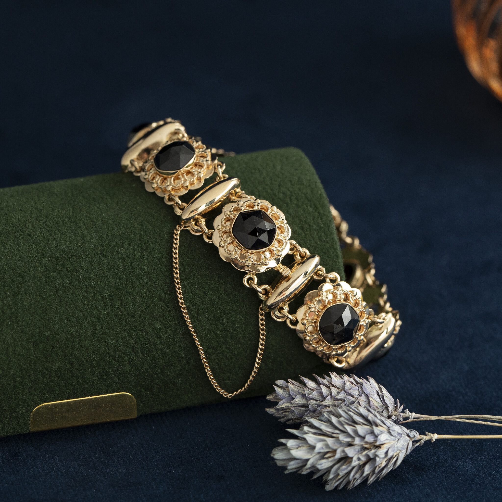 How tight should a bracelet fit?