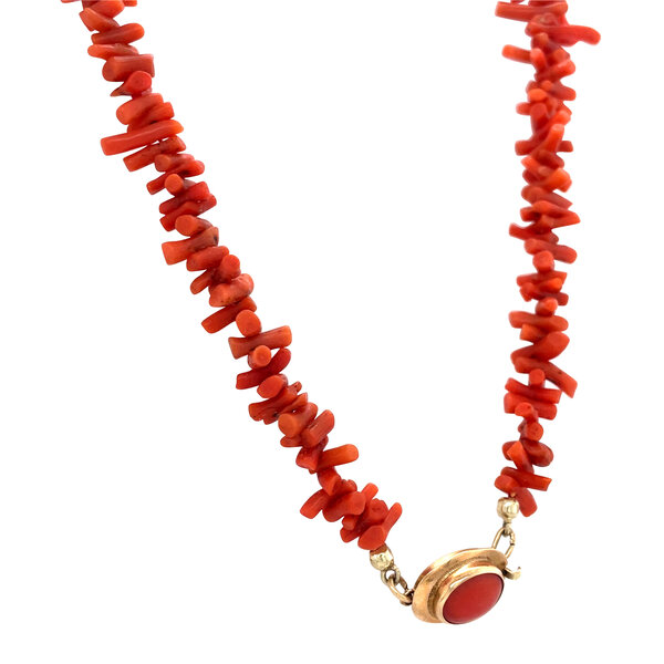 vintage Vintage bloedkoraal collier met gouden sluiting 14 krt