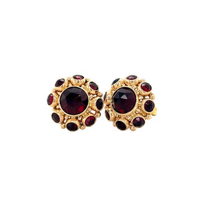 Gold stud earrings with garnet 14 ct