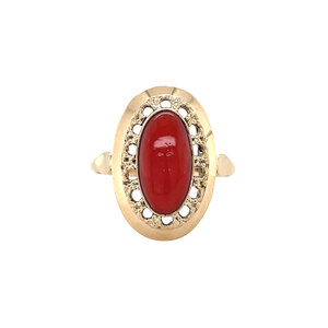 Gold ring with blood coral 14 kt