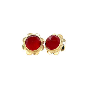 Golden ear studs with carnelian 14 kt
