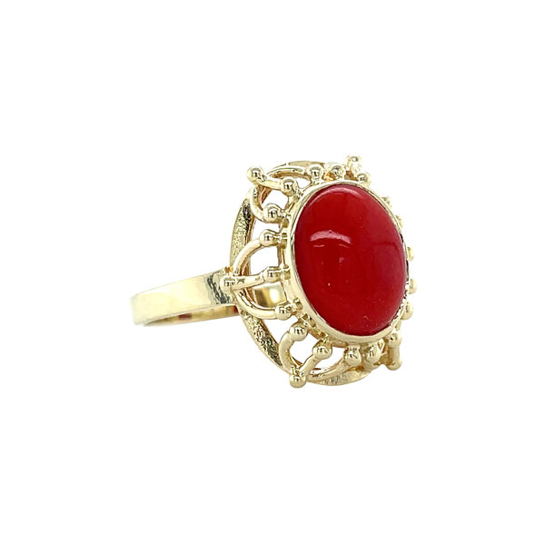 vintage Gouden vintage ring met bloedkoraal 14 krt