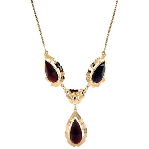 Gold necklace with garnet 14 kt
