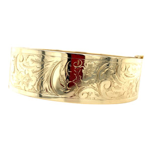 Gold bangle with engraving 14 kt