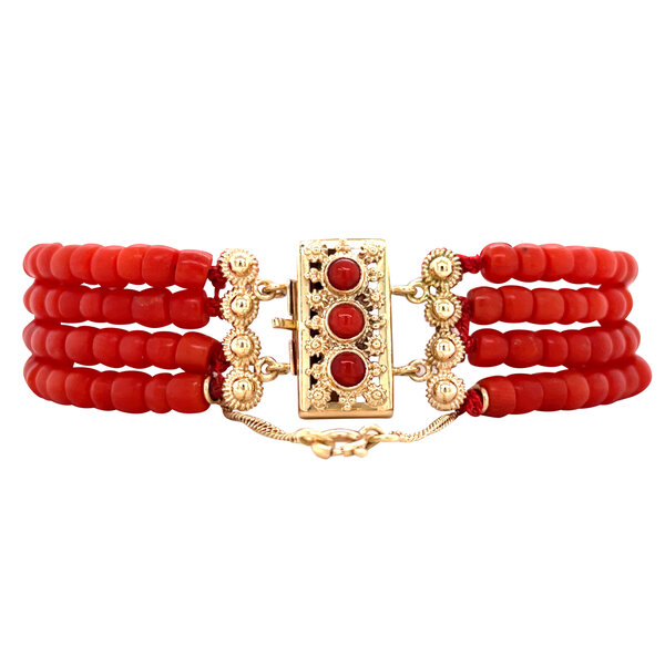 vintage Vintage blood coral bracelet with 14 karat gold clasp