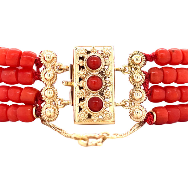 vintage Vintage blood coral bracelet with 14 karat gold clasp
