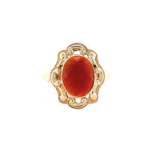Gold ring with carnelian 14 kt