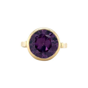 Gouden ring met saffier 14 krt