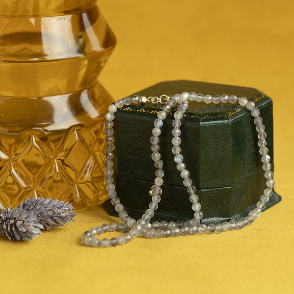 vintage Vintage labradoriet collier met gouden sluiting 14 krt
