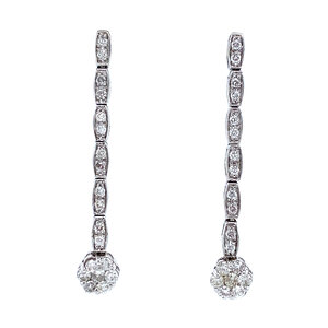 Witgouden oorhangers met diamant 18 krt