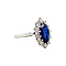 vintage Witgouden vintage entourage ring met saffier en diamant 18 krt