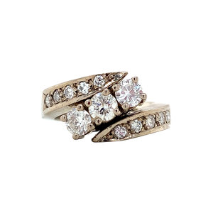 Witgouden ring met diamant 14 krt