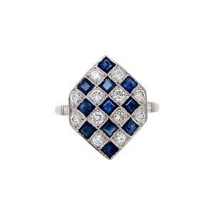 Platinum ring with sapphire and diamond 900