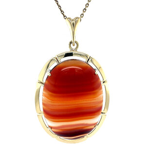 Gold pendant with striped agate 14 kt