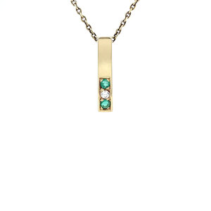 Gouden hanger met smaragd en diamant 14 kt