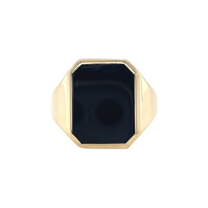 Gold signet ring with onyx 14 kt