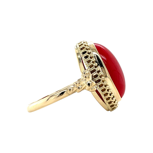 vintage Gouden vintage ring met bloedkoraal 14 kt