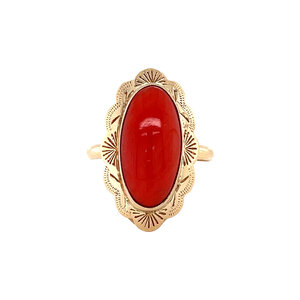 Gold ring with blood coral 14 kt