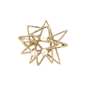 Gold brooch with pearl 14 kt