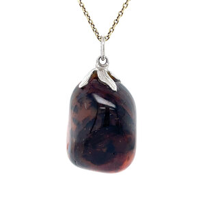 White gold pendant with striped agate 14 kt