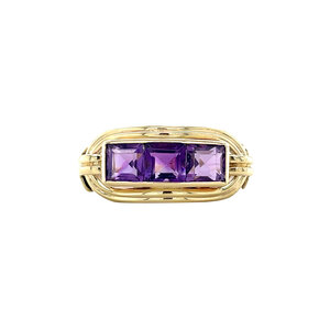 Ring with amethyst 8 kt