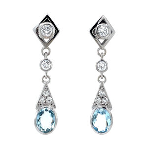 White gold stud earrings with aquamarine and diamond 14 kt
