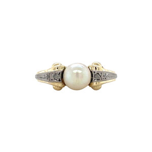 Gold ring with pearl and diamond 14 kt