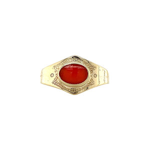Gold ring with blood coral 14 kt