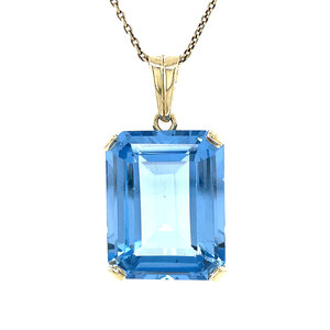 Gold pendant with spinel 14 kt